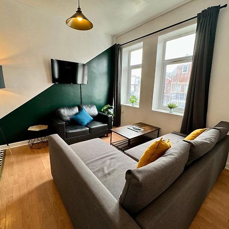 Space For Groups, 10 Mins From Queen St! Cardiff Esterno foto