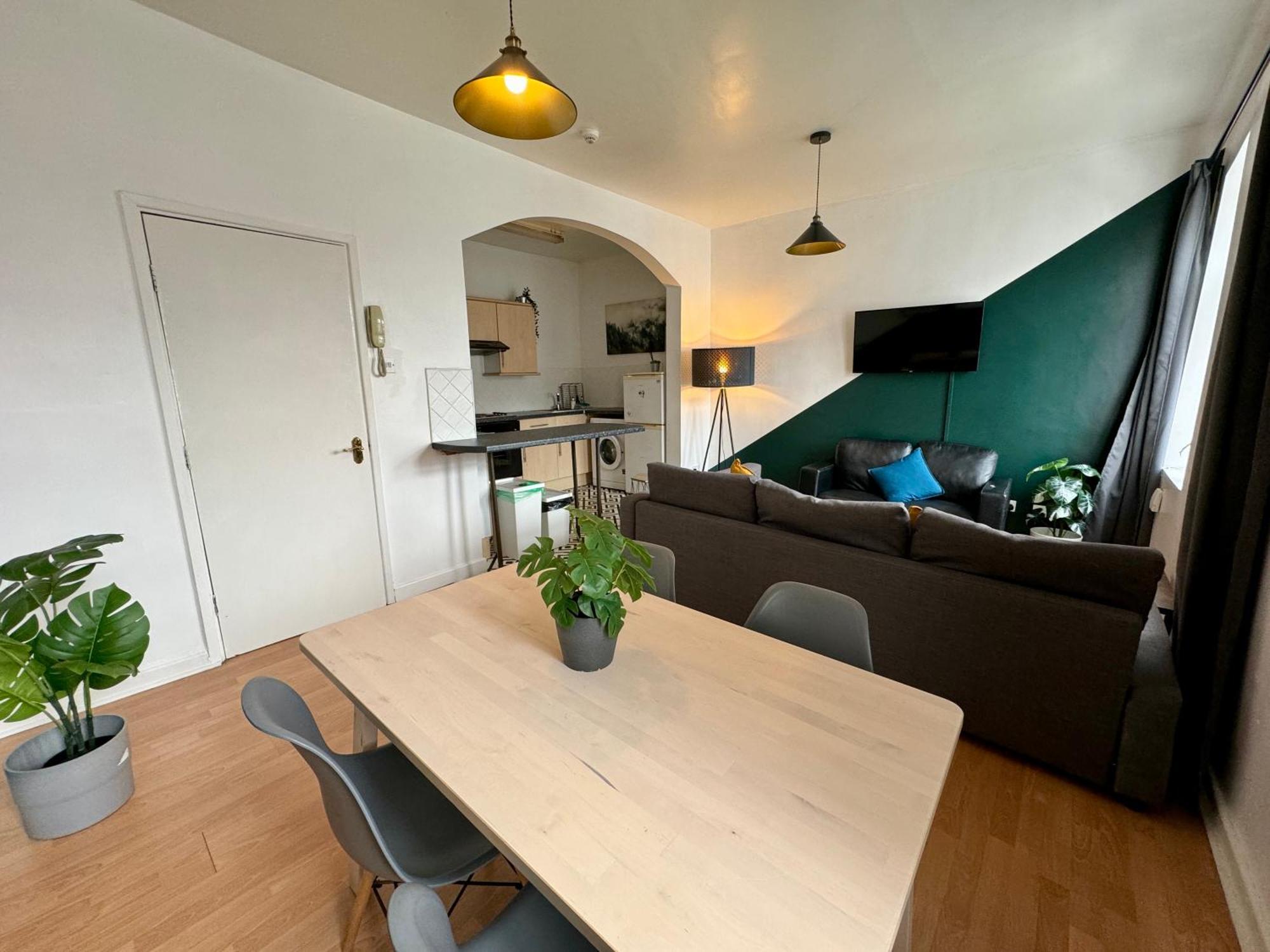 Space For Groups, 10 Mins From Queen St! Cardiff Esterno foto